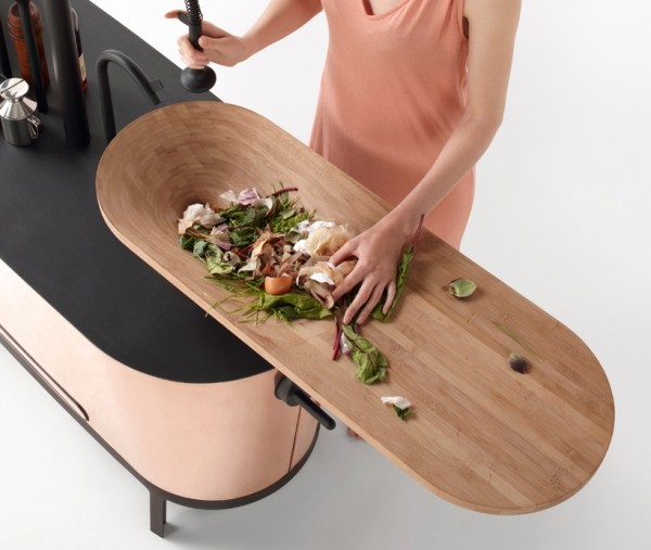 3-Sink-with-integrated-chopping-board-600x507