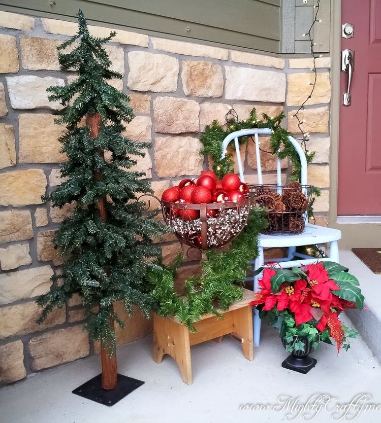 Christmas-Porch-Decorating_01