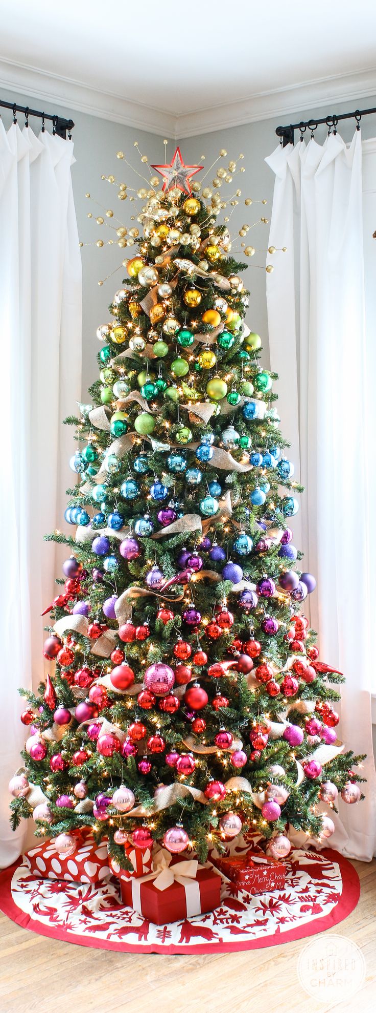 the-most-colorful-and-sweet-christmas-trees-and-decorations-you-have-ever-seen-homesthetics-2