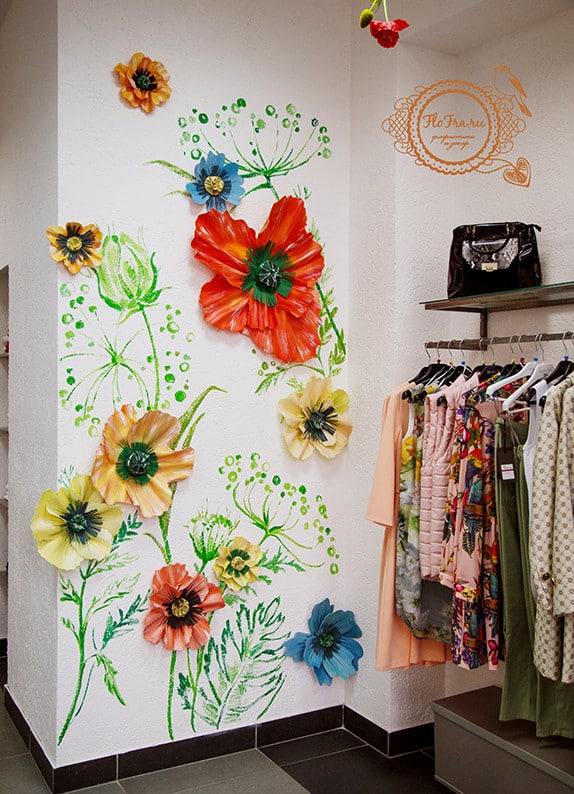 декор-для-магазина-одежды-кемерово-цветы-панно-стена-дизайн-гигантские-цветы-маки-www.flofra.ru58