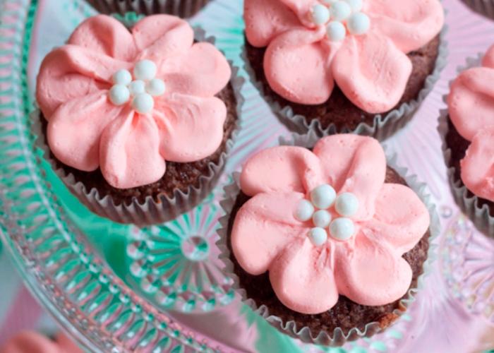 Easy-Flower-Cupcakes